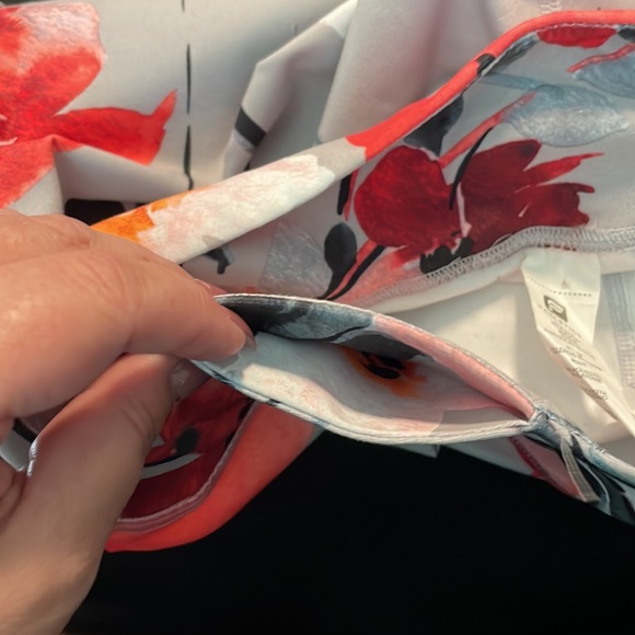 Fabletics floral capri workout pant SZ XL - Picture 4 of 8